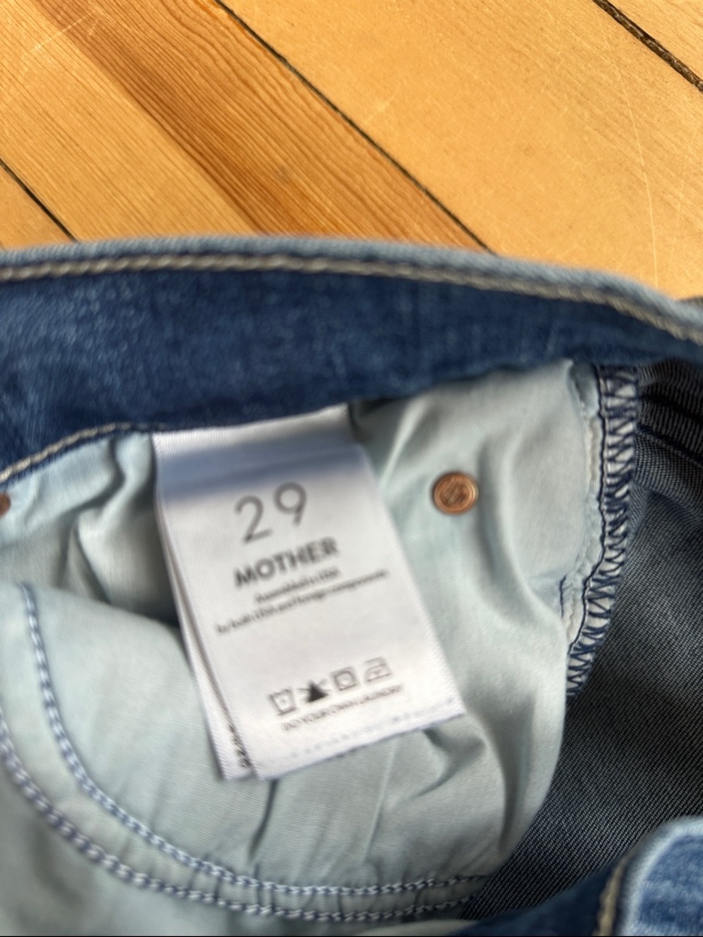MOTHER Mid Rise Dazzler - Picture 10 of 13